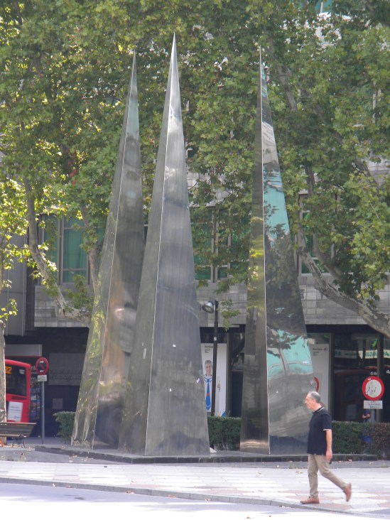 25 Monumentos