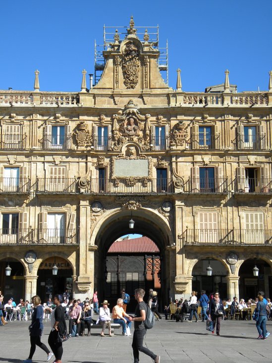 37 Plaza Mayor