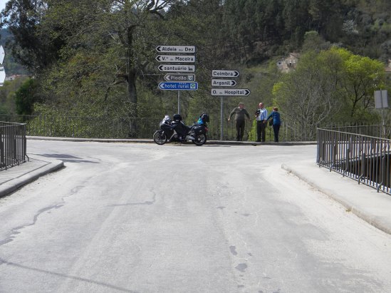 64 Ponte das tres entradas