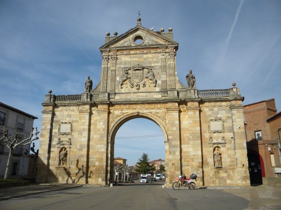 55 Porta de Saida Sahagun
